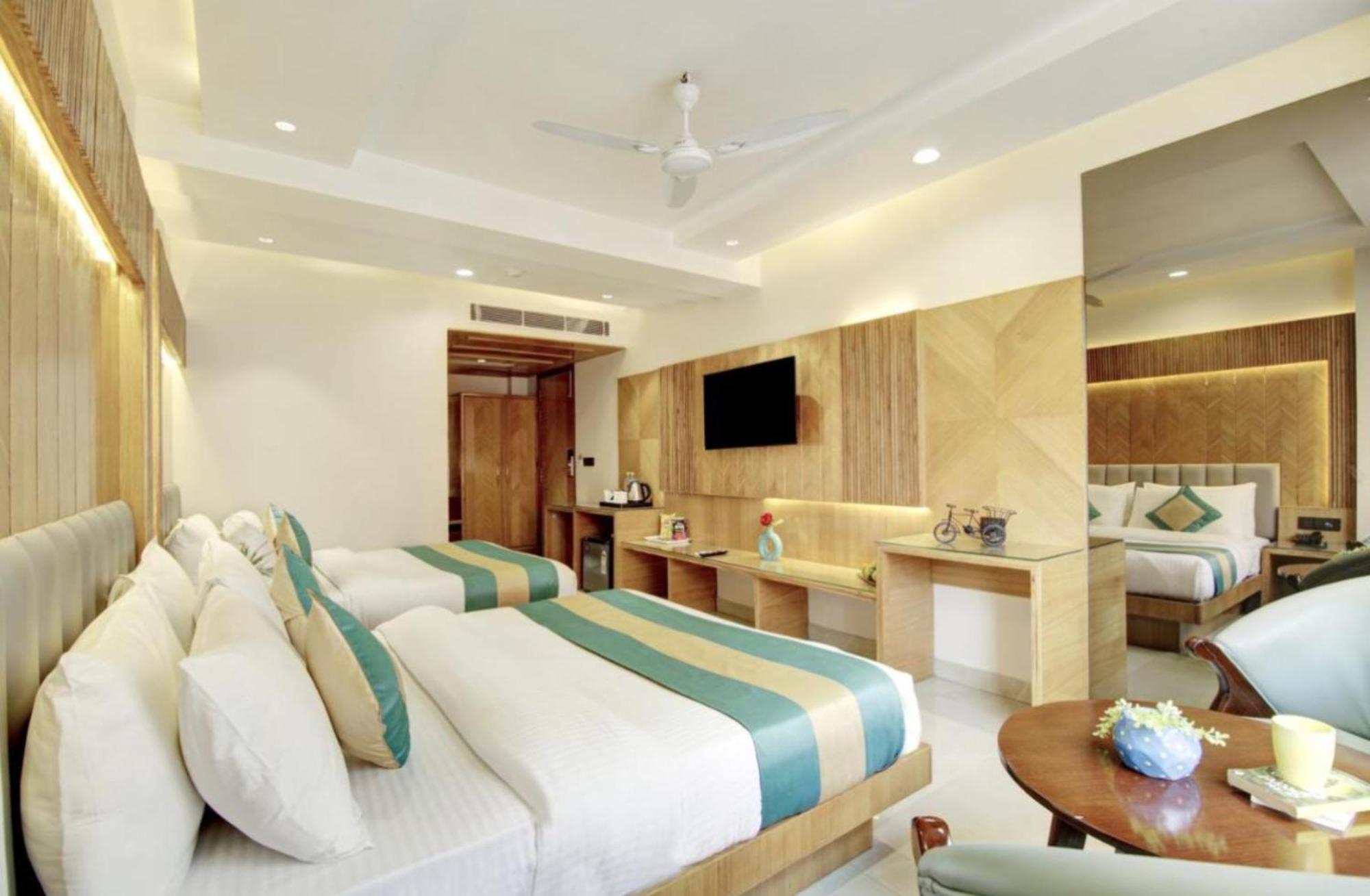 ניו דלהי Hotel Platinum With Free Pickup-Delhi Airport מראה חיצוני תמונה